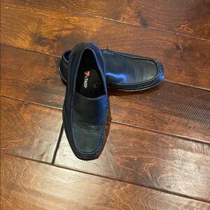 DeerStags Boy’s Loafers. Size 2.5